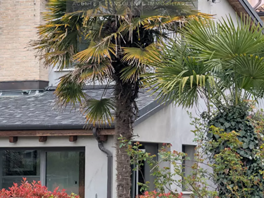 Immagine 30 di Villa in vendita  a Conegliano