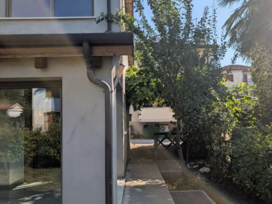 Immagine 31 di Villa in vendita  a Conegliano
