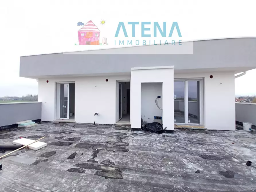 Immagine 29 di Attico in vendita  in via trieste a Abano Terme