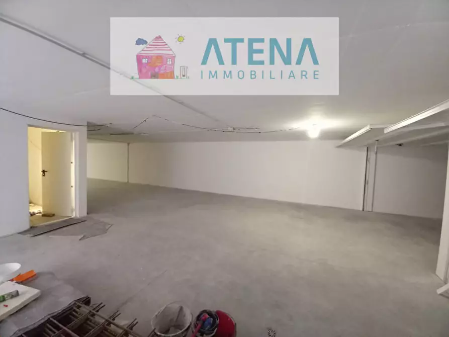 Immagine 33 di Attico in vendita  in via trieste a Abano Terme