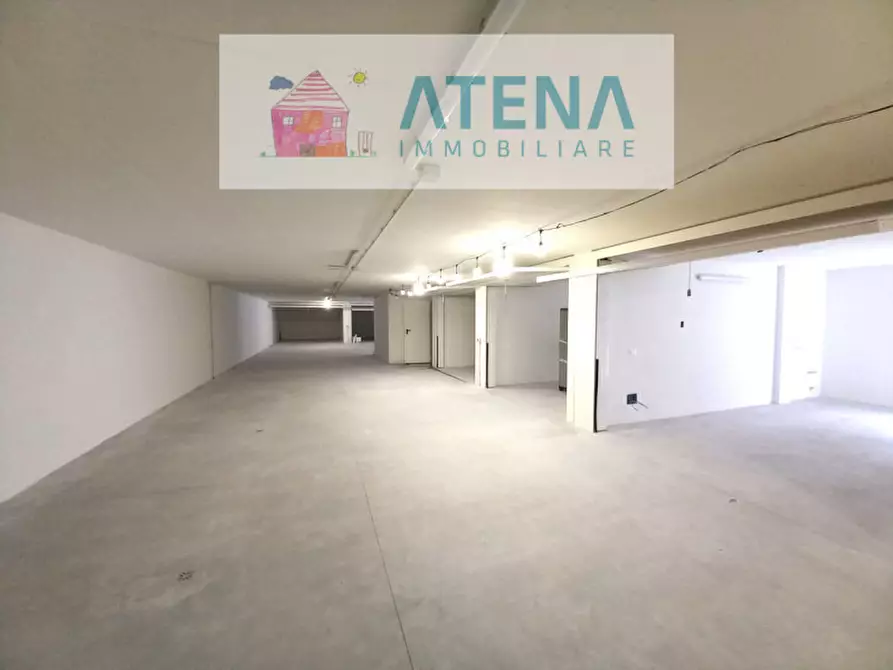 Immagine 39 di Attico in vendita  in via trieste a Abano Terme