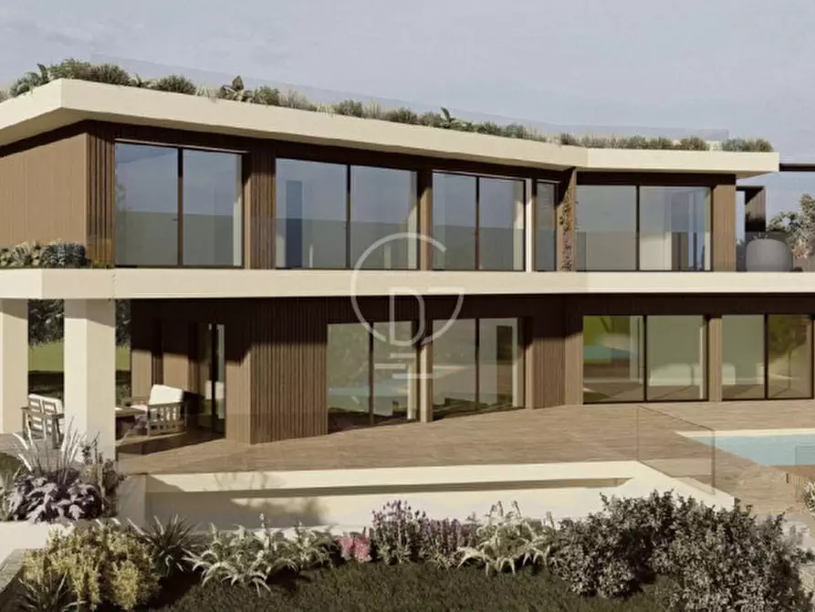 Immagine 2 di Villa in vendita  in Via Barcuzzi a Lonato del Garda