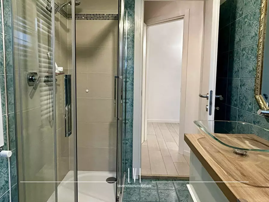 Immagine 10 di Appartamento in vendita  in Via Benvenuto Cellini n.4 a Jesolo