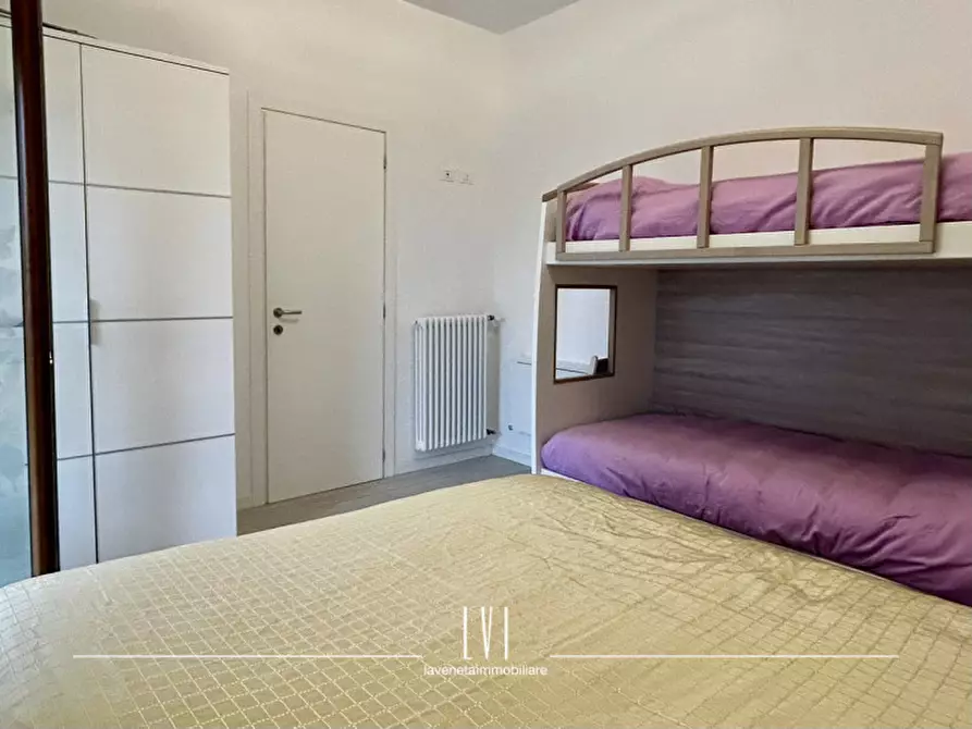 Immagine 15 di Appartamento in vendita  in Via Benvenuto Cellini n.4 a Jesolo