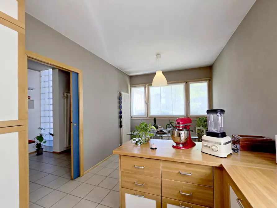 Immagine 5 di Villa in vendita  a Treviso