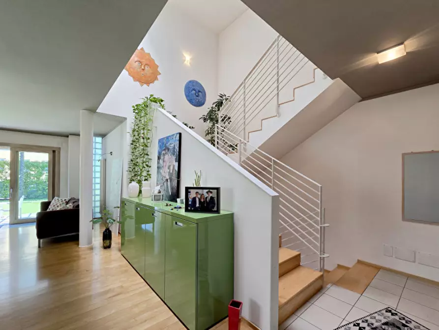 Immagine 7 di Villa in vendita  a Treviso