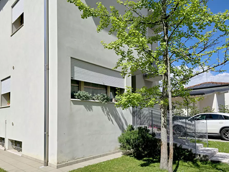 Immagine 22 di Villa in vendita  a Treviso