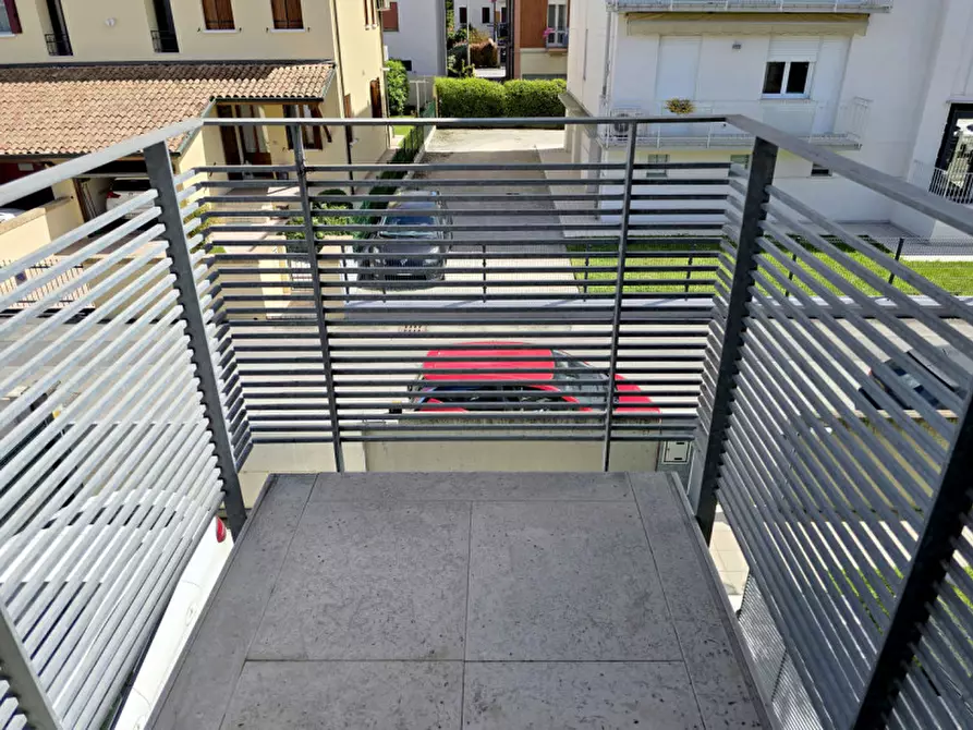 Immagine 38 di Villa in vendita  a Treviso