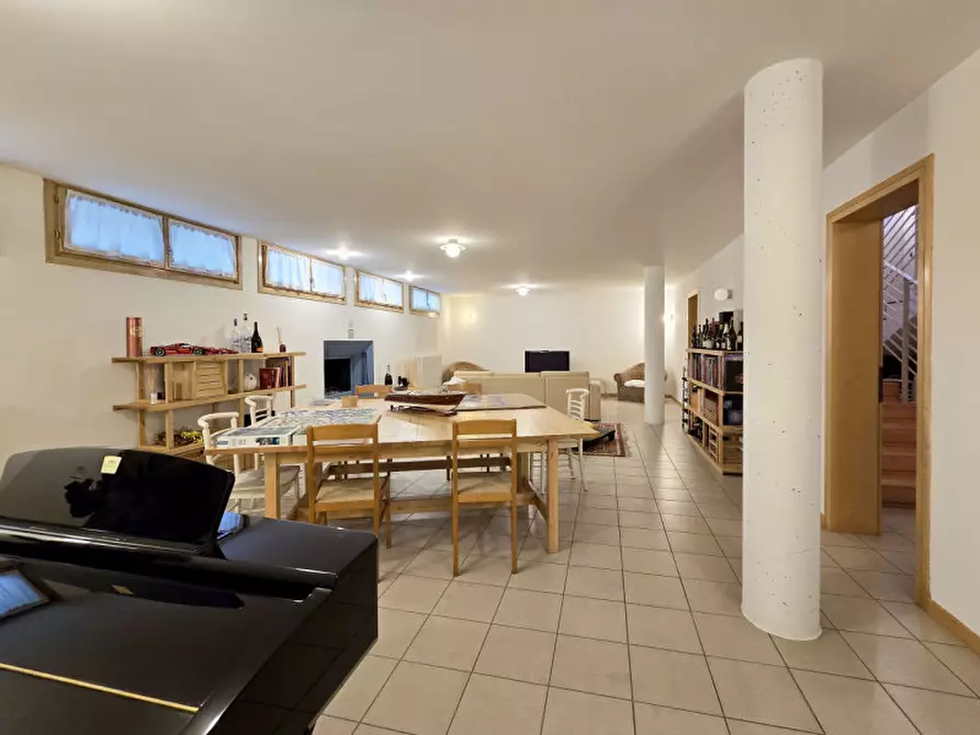 Immagine 39 di Villa in vendita  a Treviso