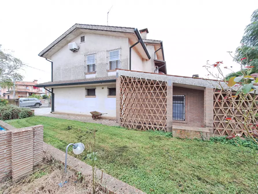 Immagine 30 di Casa indipendente in vendita  in Via Arginone di Cornè a Arqua' Polesine