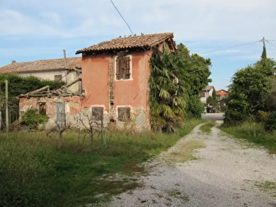 Immagine 1 di Casa indipendente in vendita  in Via Bigolo a Scorzè