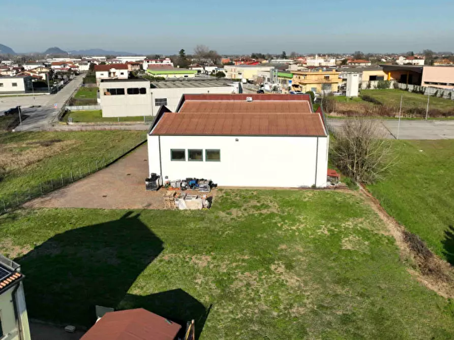 Immagine 8 di Capannone industriale in vendita  in viale del lavoro a Solesino