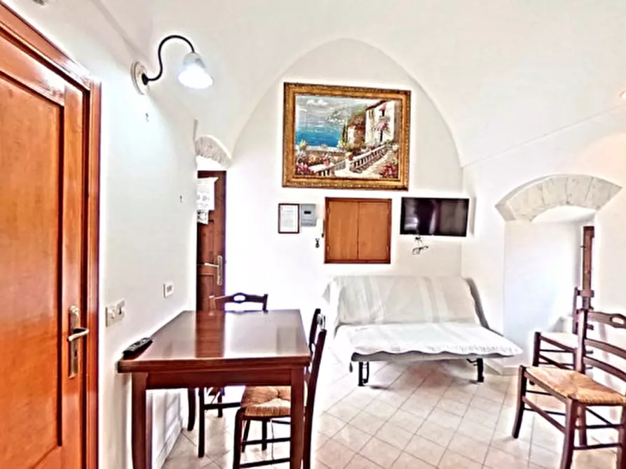 Immagine 12 di Loft/Open space in vendita  in PENYA a Alberobello