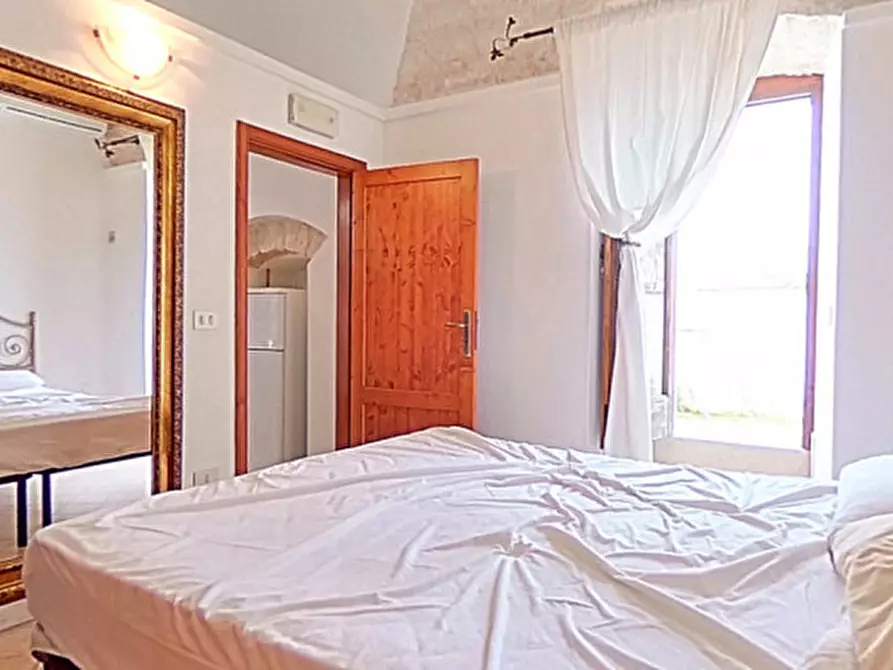 Immagine 15 di Loft/Open space in vendita  in PENYA a Alberobello