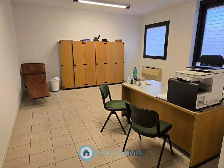 Immagine 2 di Ufficio in vendita  in via germania a Vigonza