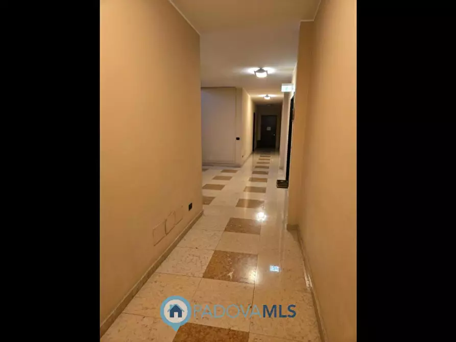 Immagine 9 di Ufficio in vendita  in via germania a Vigonza