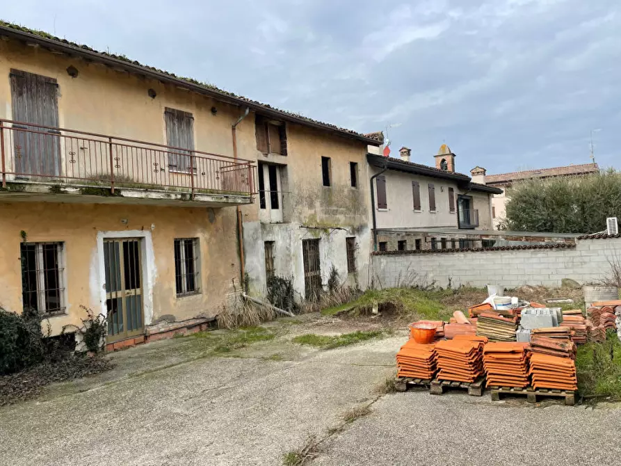 Immagine 3 di Rustico / casale in vendita  in Via Morti dell'Astore a Castiglione Delle Stiviere