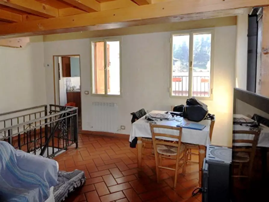 Immagine 1 di Appartamento in vendita  in via Cennano a Montevarchi