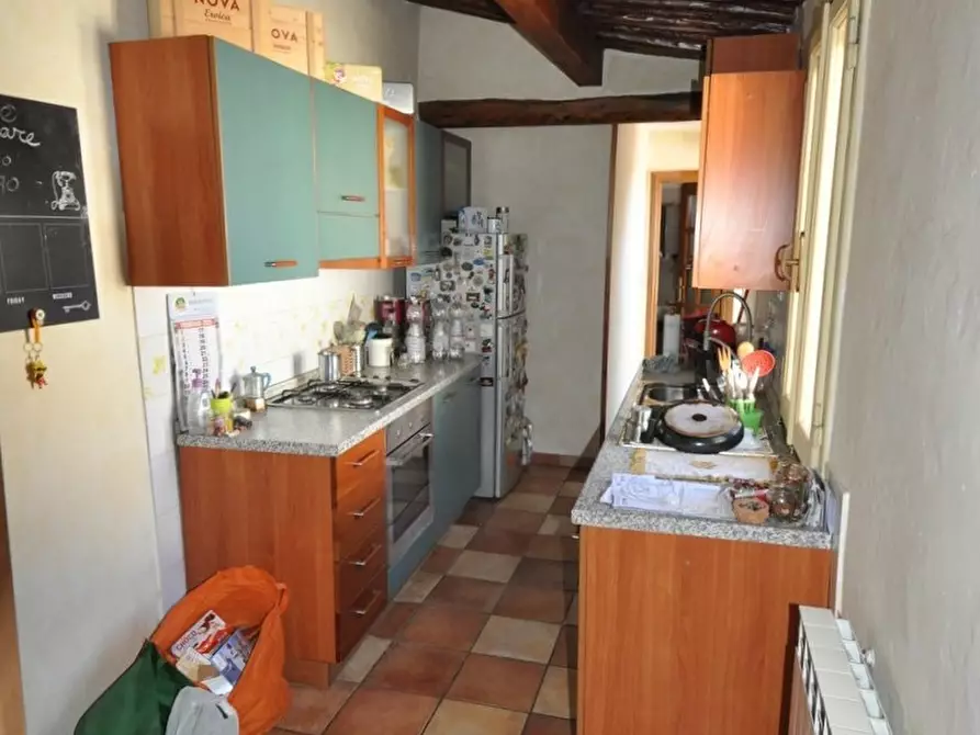 Immagine 4 di Appartamento in vendita  in via Cennano a Montevarchi