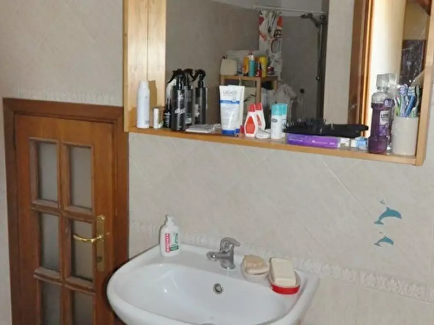 Immagine 9 di Appartamento in vendita  in via Cennano a Montevarchi