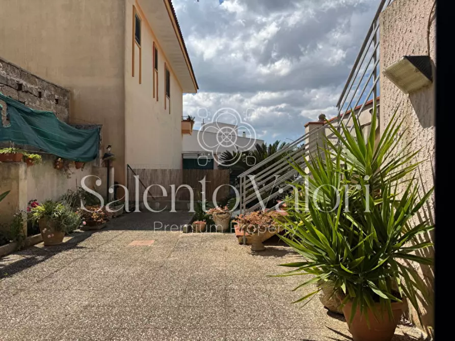 Immagine 21 di Casa indipendente in vendita  in Via Principe di Piemonte 76 a Collepasso