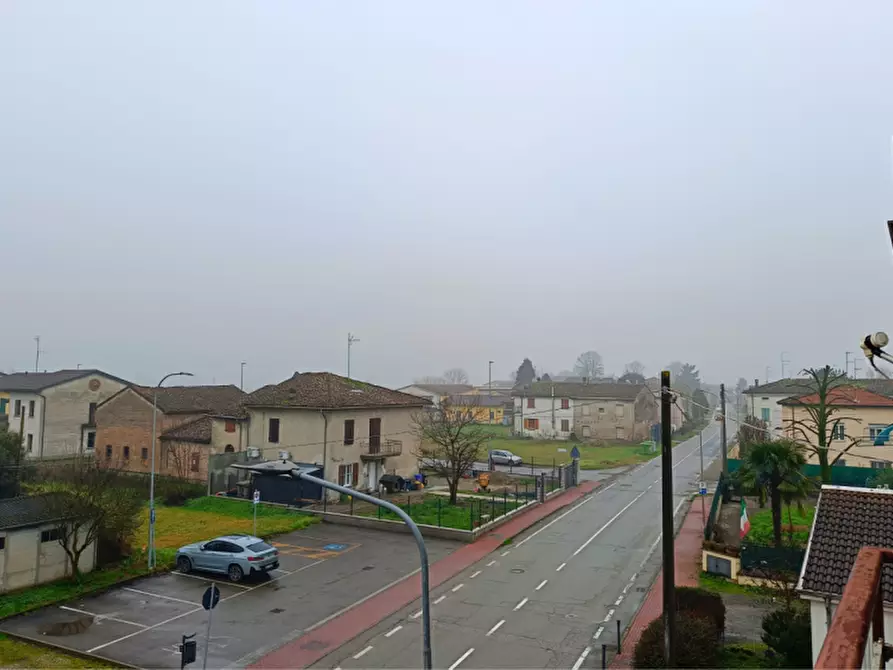 Immagine 10 di Appartamento in vendita  in Gramignazzo a Sissa Trecasali