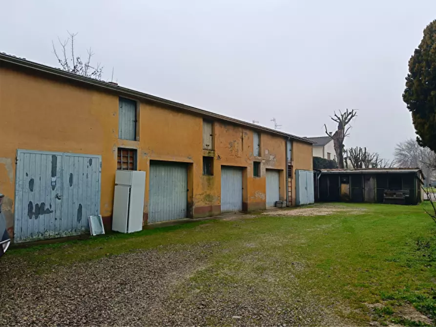 Immagine 35 di Appartamento in vendita  in Gramignazzo a Sissa Trecasali