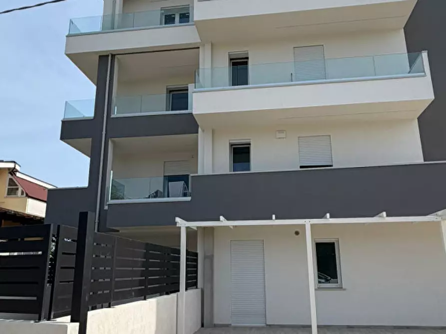 Immagine 17 di Appartamento in affitto  in viale Matrino a Città Sant'angelo