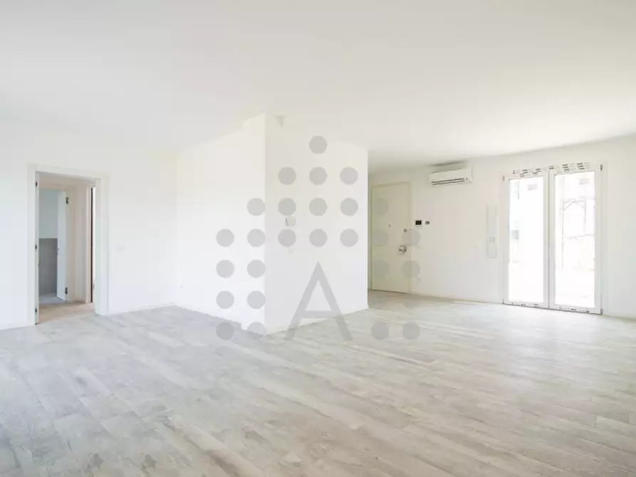 Immagine 11 di Casa bifamiliare in vendita  in Via Montegrotto n. 60 a Abano Terme