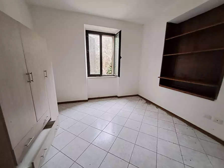 Immagine 7 di Casa indipendente in vendita  a Tuoro Sul Trasimeno