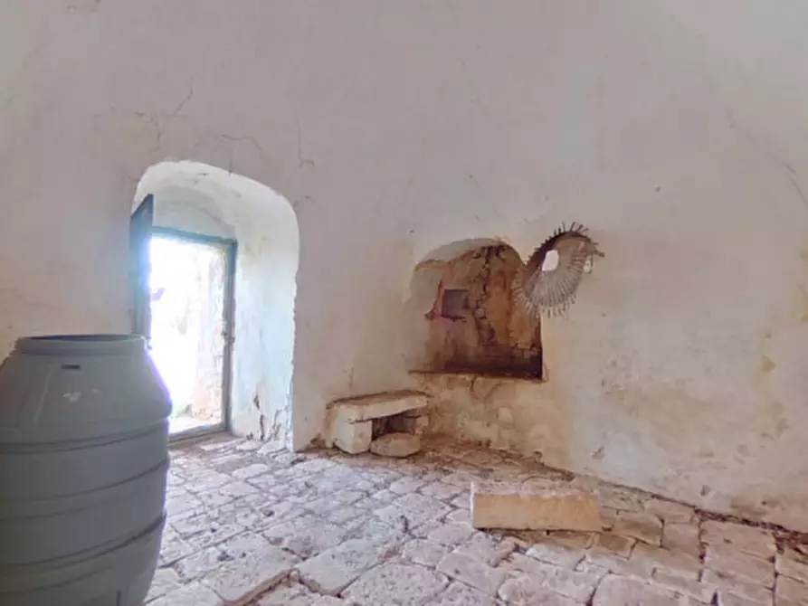 Immagine 17 di Rustico / casale in vendita  a Castellana Grotte