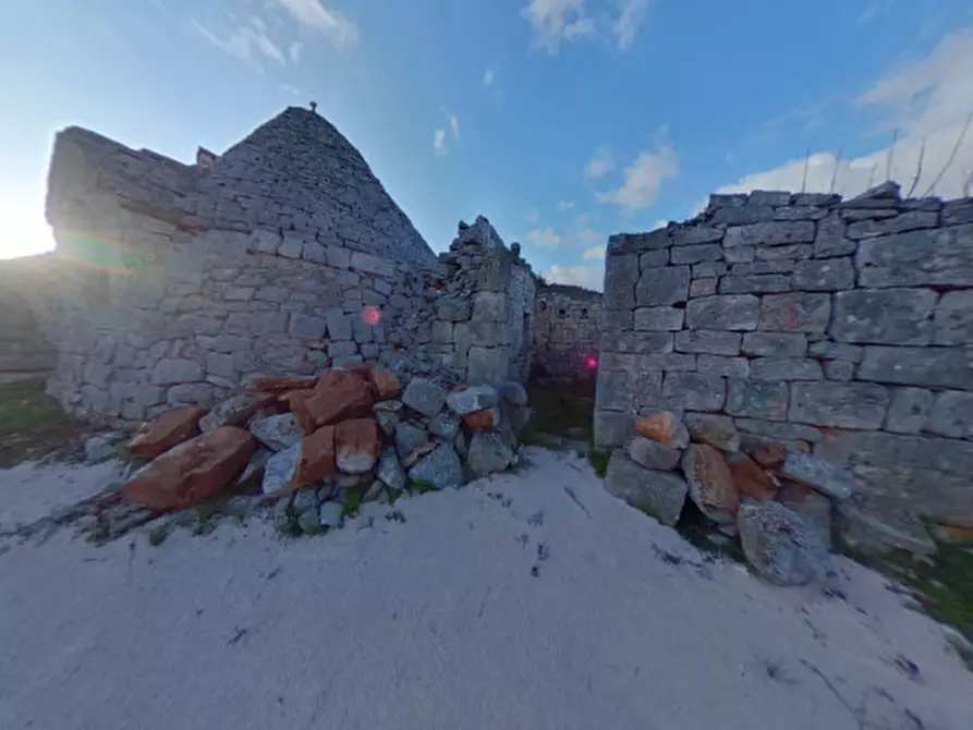 Immagine 22 di Rustico / casale in vendita  a Castellana Grotte