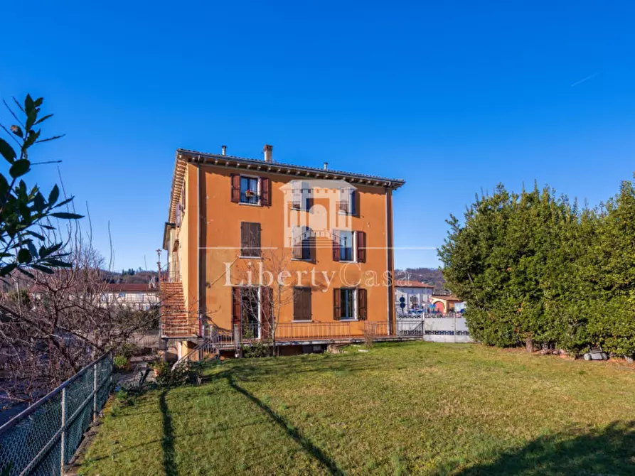 Immagine 2 di Casa indipendente in vendita  in Via Zette a Salò