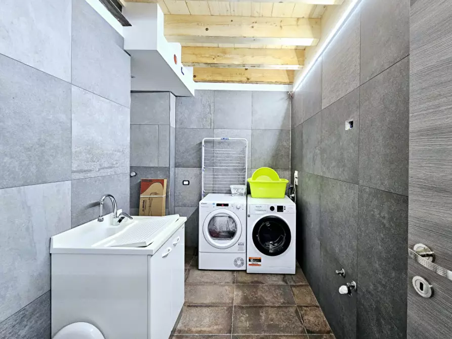 Immagine 8 di Appartamento in vendita  in via roma est a Ospedaletto Euganeo