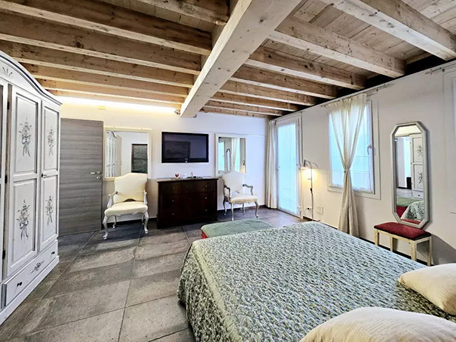 Immagine 14 di Appartamento in vendita  in via roma est a Ospedaletto Euganeo