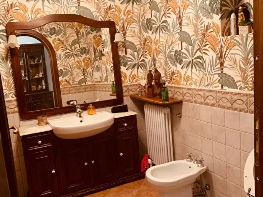 Immagine 9 di Villa in vendita  a Palombara Sabina