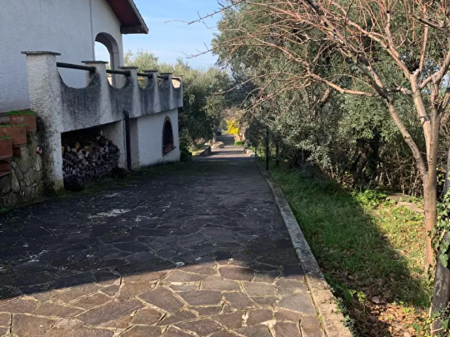 Immagine 53 di Villa in vendita  a Palombara Sabina