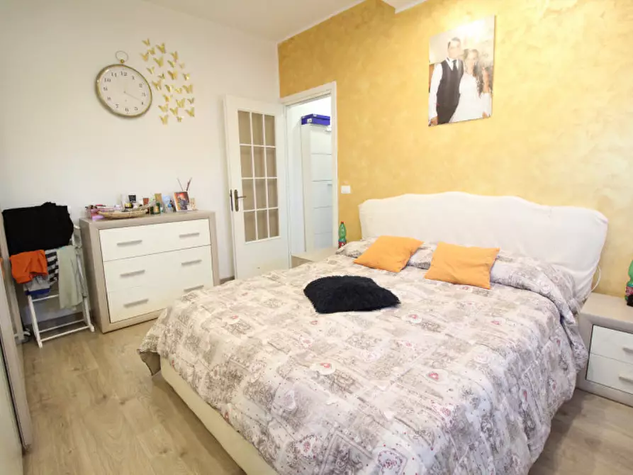 Immagine 11 di Appartamento in vendita  a Cologno Monzese