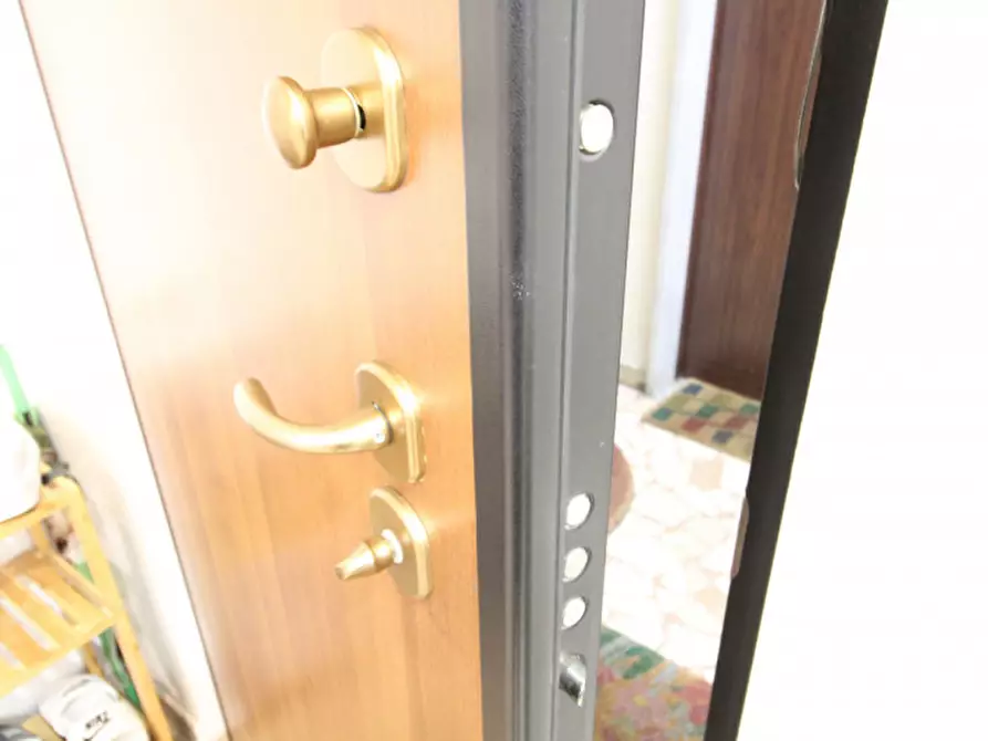 Immagine 19 di Appartamento in vendita  a Cologno Monzese