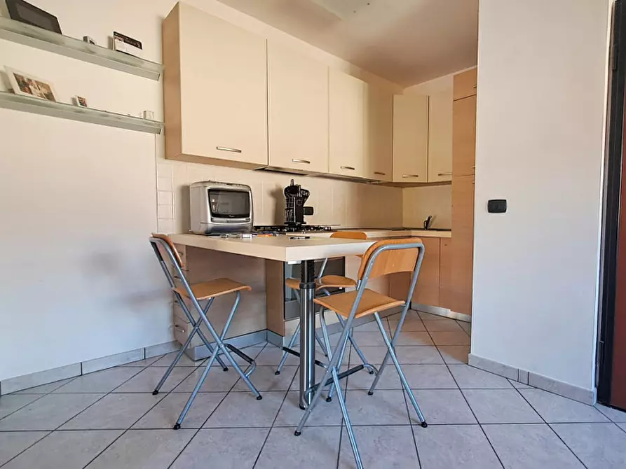 Immagine 3 di Appartamento in vendita  a Passignano Sul Trasimeno