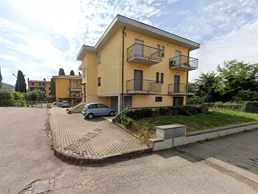 Immagine 17 di Appartamento in vendita  a Passignano Sul Trasimeno