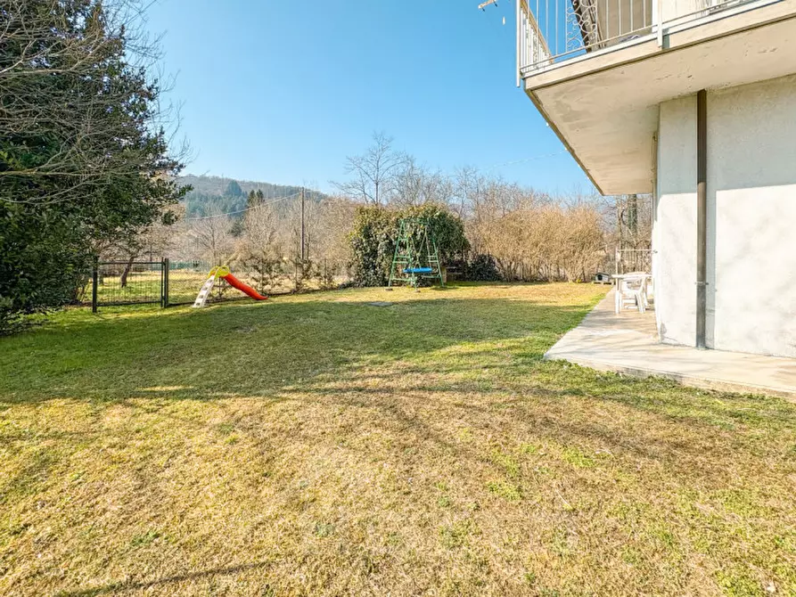 Immagine 23 di Appartamento in vendita  in Via per Armeno 32 a Omegna