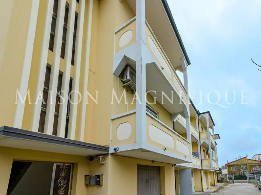 Immagine 3 di Appartamento in vendita  in Via Filippo Carli 20 a Comacchio