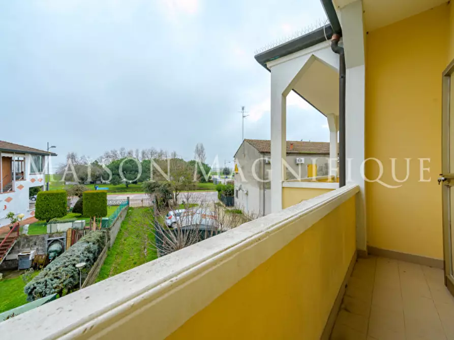 Immagine 37 di Appartamento in vendita  in Via Filippo Carli 20 a Comacchio