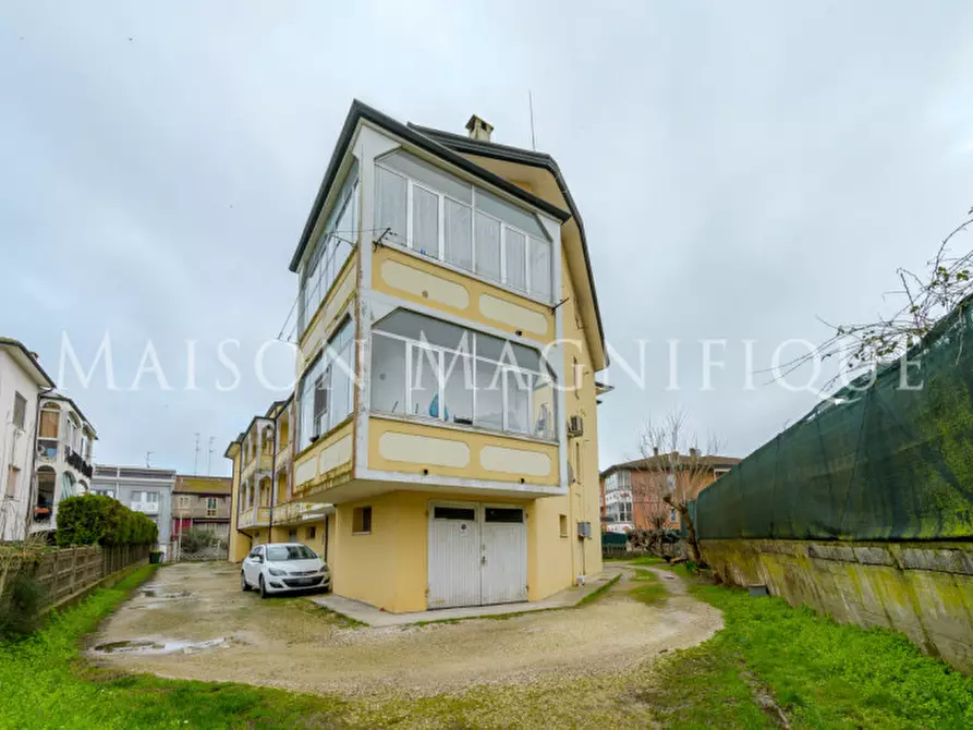 Immagine 46 di Appartamento in vendita  in Via Filippo Carli 20 a Comacchio