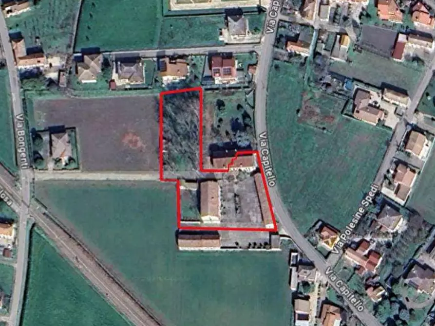 Immagine 4 di Palazzo in vendita  in VIA CAPITELLO 622 a Castagnaro