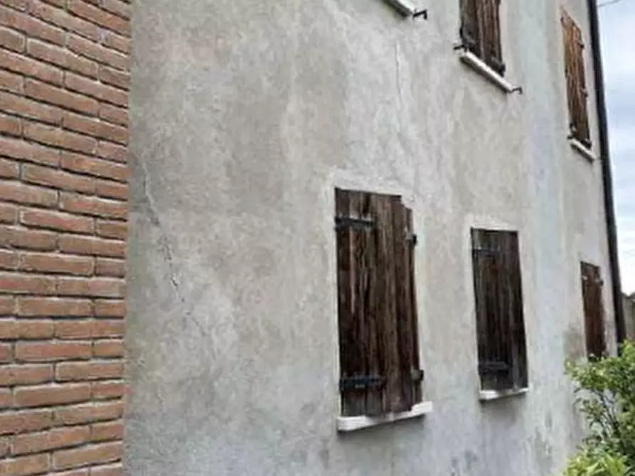 Immagine 8 di Palazzo in vendita  in VIA CAPITELLO 622 a Castagnaro