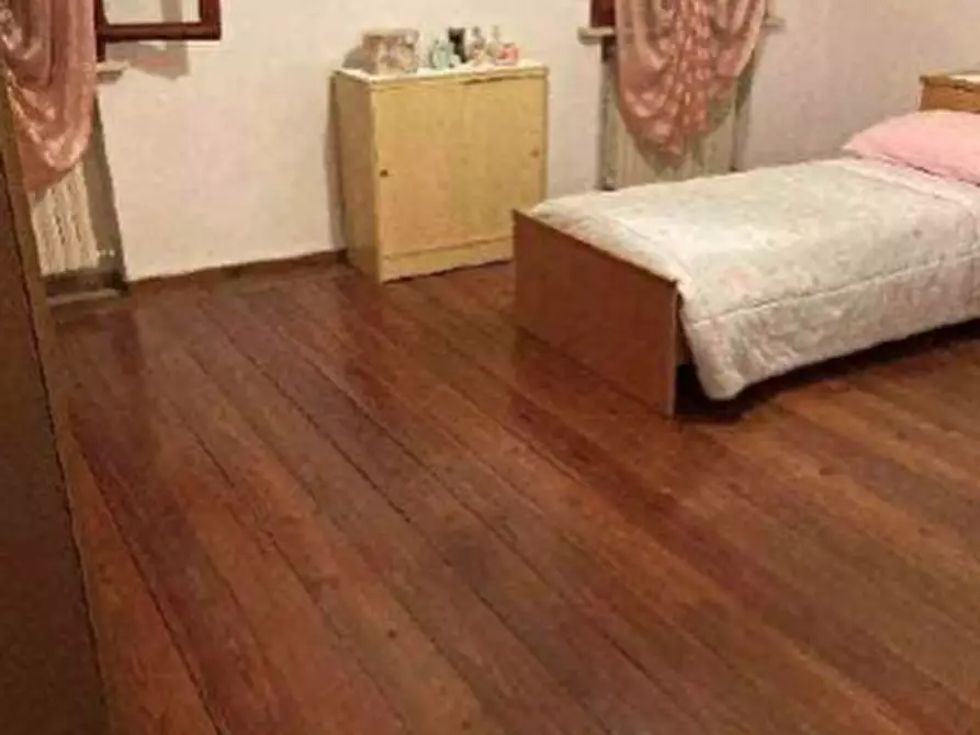 Immagine 19 di Palazzo in vendita  in VIA CAPITELLO 622 a Castagnaro