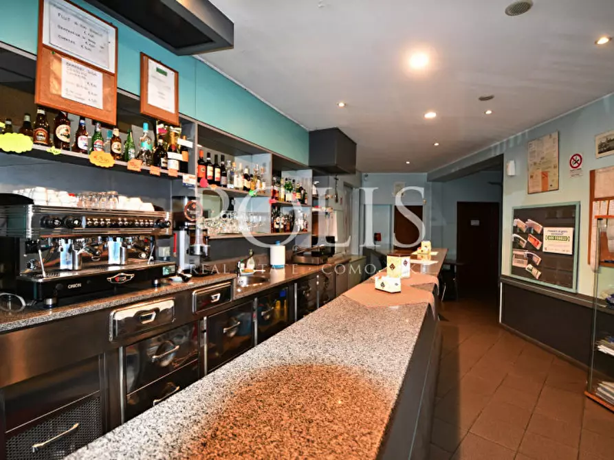 Immagine 3 di Attività commerciale in vendita  in VIA GIOVANNI DA CERMENATE 53 a Cantù