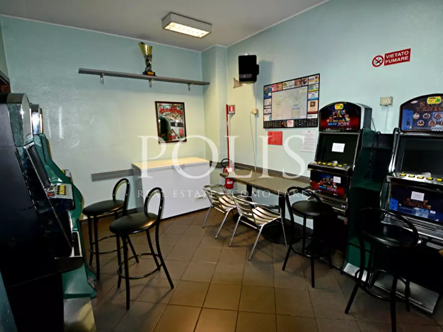 Immagine 6 di Attività commerciale in vendita  in VIA GIOVANNI DA CERMENATE 53 a Cantù